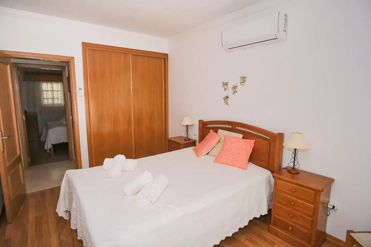 Apartamento T2 Em Condominio Fechado. Albufeira 0*,  Portugal
