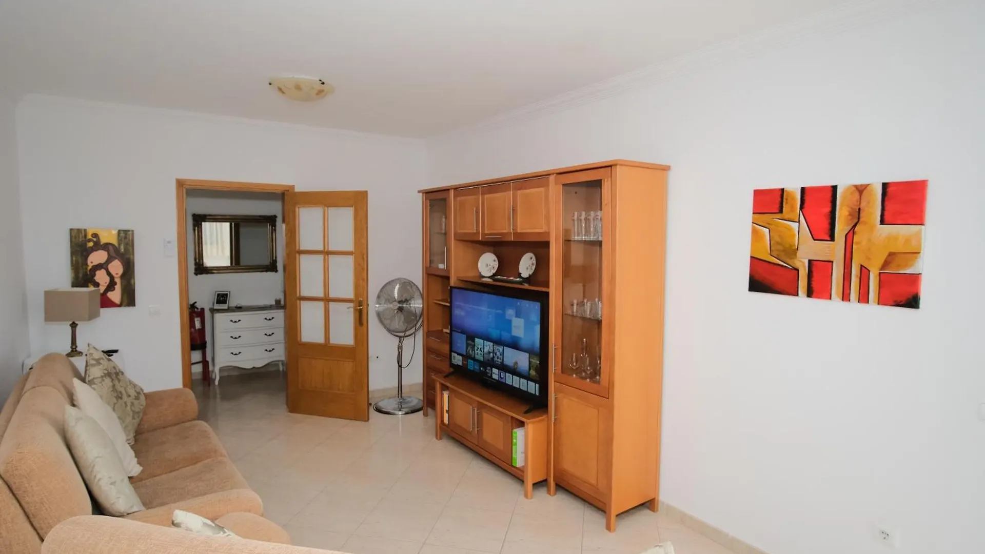 Apartamento T2 Em Condominio Fechado. Albufeira Portugal
