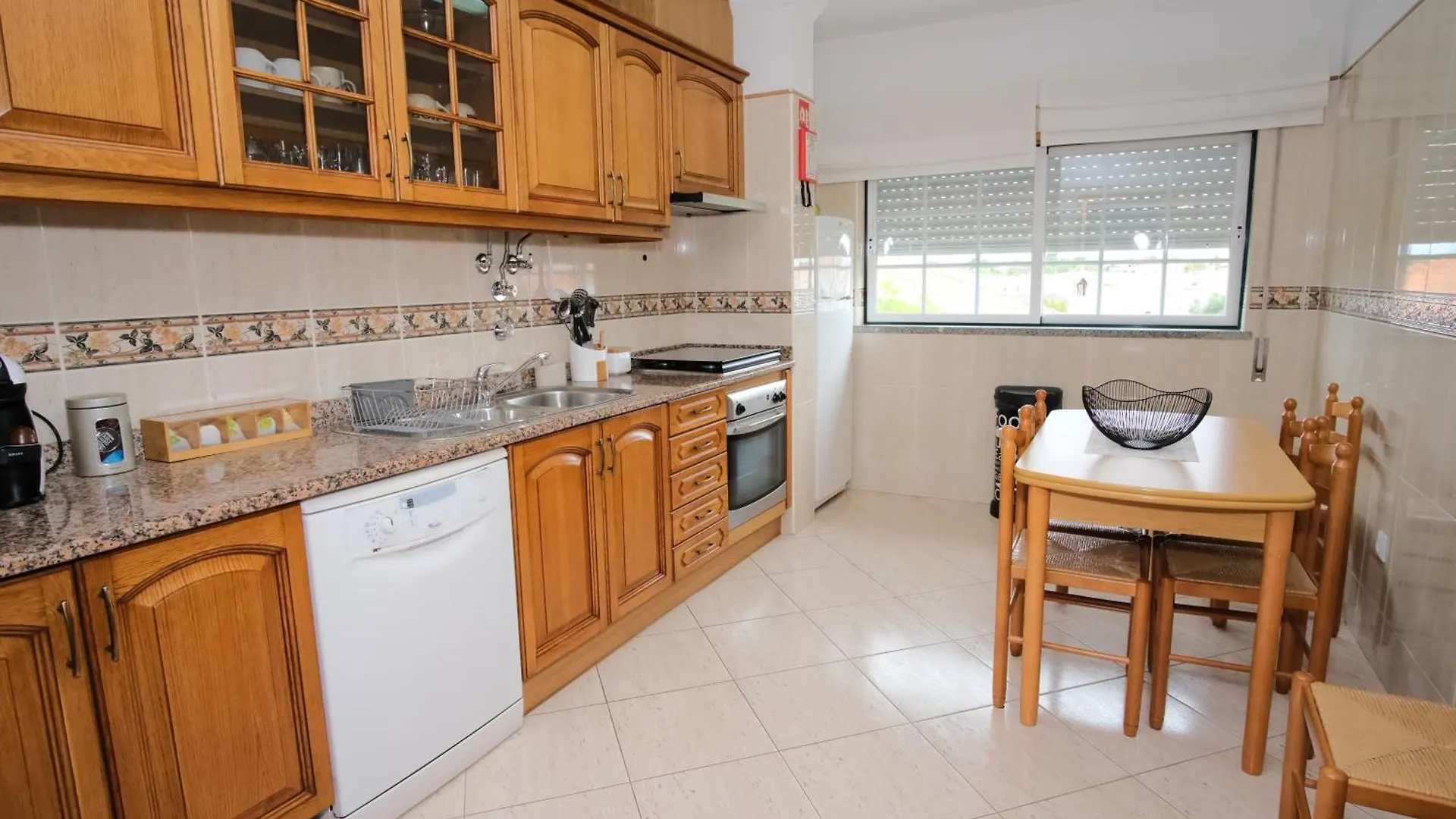 Apartamento T2 Em Condominio Fechado. Albufeira 0*,  Portugal